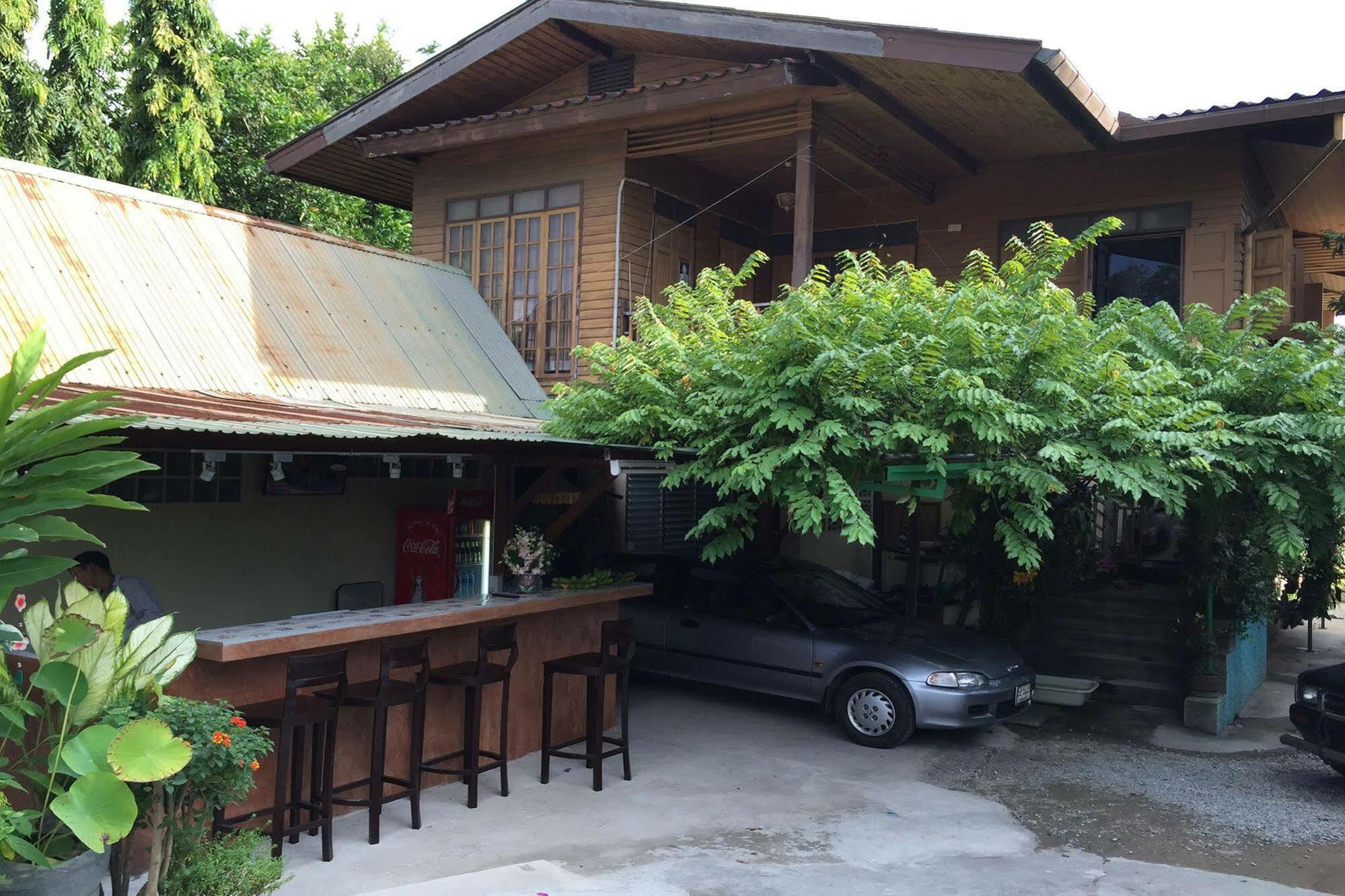 思锐弯住宿加早餐旅馆 清邁 外观 照片