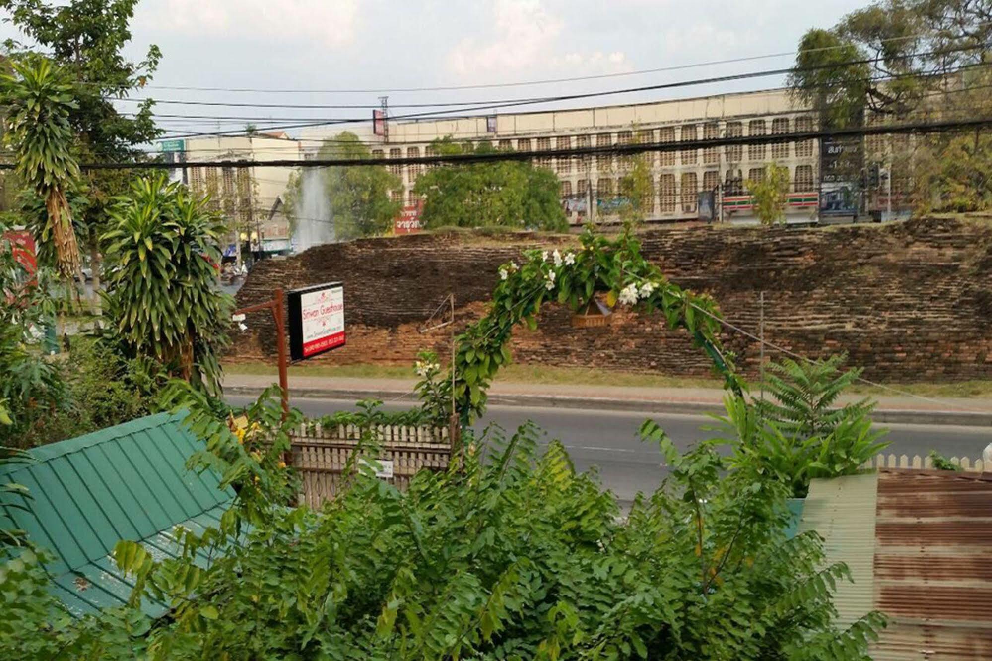思锐弯住宿加早餐旅馆 清邁 外观 照片